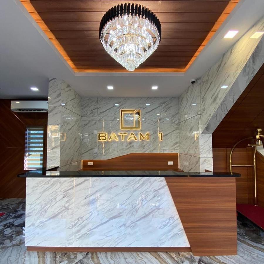 Batam 1 Hotel Нагоя Экстерьер фото